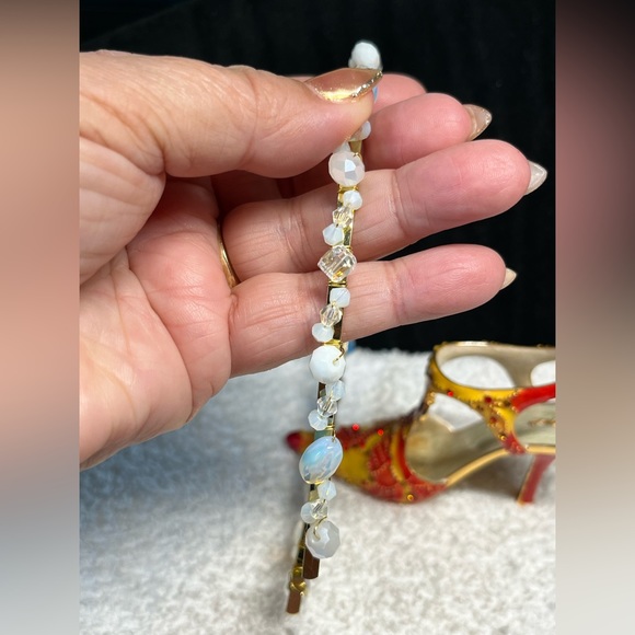 Bead and crystal headband -very pretty standard size - Picture 8 of 9